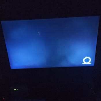 Yeni Alınan Samsung M7 Monitörde İki Günde Ekranda Bulutlanma Sorunu Yaşadım