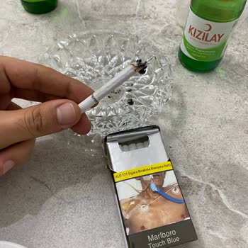 Sigaranın İçinden Sürekli Odun Çıkması Canımı Sıktı