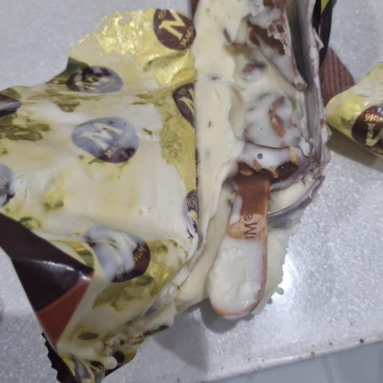 Erimiş Dondurma Teslimatı Ve Yetersiz Müşteri Hizmeti Deneyimi