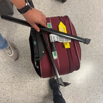 Pegasus Uçuşunda Kırılan Bagaj İçin Tazminat Talebime Yanıt Alamıyorum