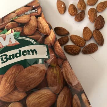 Aldığım Migros Çiğ Bademler Aşırı Kuru Ve Tatsız Çıktı