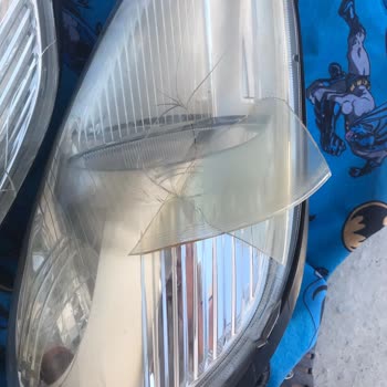 Sigortalı Kargoda Kırık Farlar Teslim Edildi Çözüm Sunulmadı