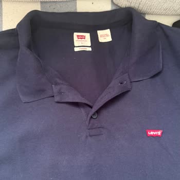 Levi’s Polo Yaka Tişörtlerde Renk Solması Ve Uzama Sorunu