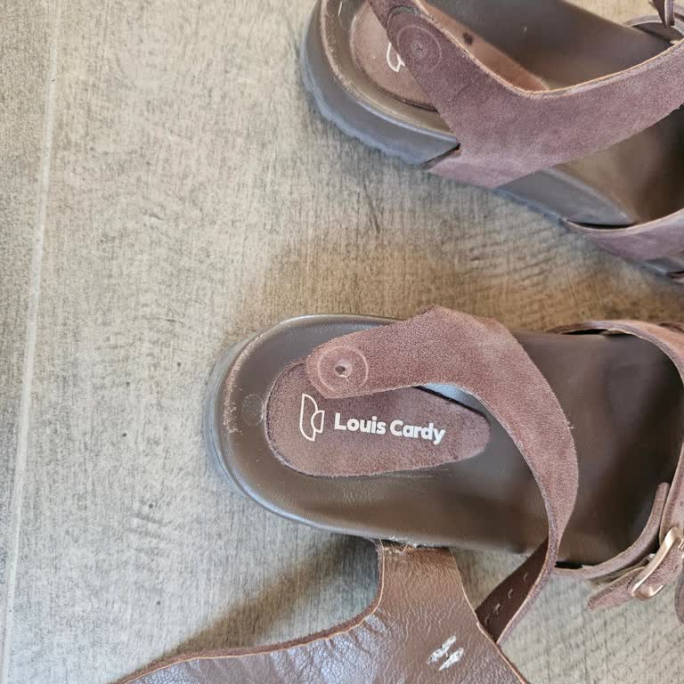 Louis Cardy Aldığım Sandalet Kısa Sürede Kullanılamaz Hale Geldi