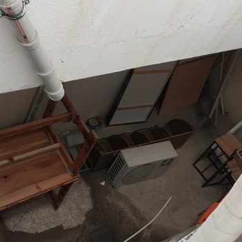 Kötü Temizlik, Havasız Oda Ve İlgisiz Resepsiyon Nedeniyle Hayal Kırıklığı