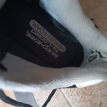 Skechers Ayakkabıda Kısa Sürede Topuk Yırtılması Ve Değişim Talebi