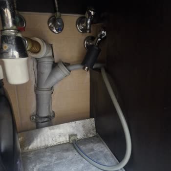 Çamaşır Makinesi Montaj Hatası Nedeniyle Yüksek Sıcak Su Faturası Mağduriyeti