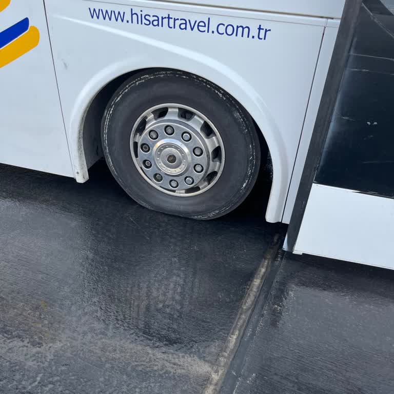 Hisar Tur Arızalı Otobüsle Riskli Yolculuk Ve Mağduriyet
