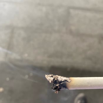 Davidoff White Sigara İçindeki Kalitesiz Malzeme Sorunu