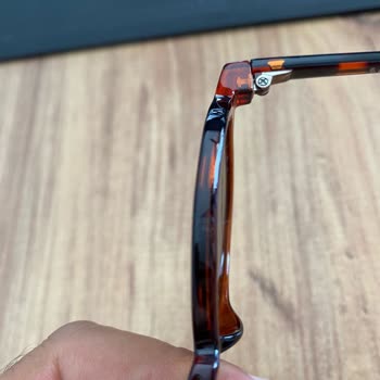 Kusurlu Gözlük Gönderimi Nedeniyle Hayal Kırıklığı