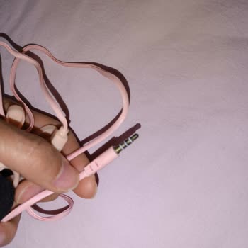 Kutudan Çıkan Kulaklıklar Oksitli Ve Arızalı Çıktı, Çözüm Bekliyorum!