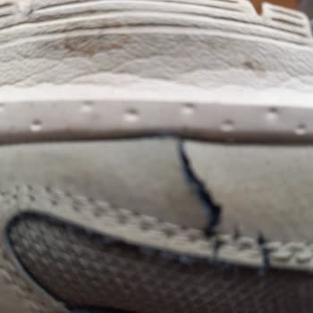 Skechers Ayakkabıda Tekrarlayan Çatlak Sorunu Ve Garanti Mağduriyeti