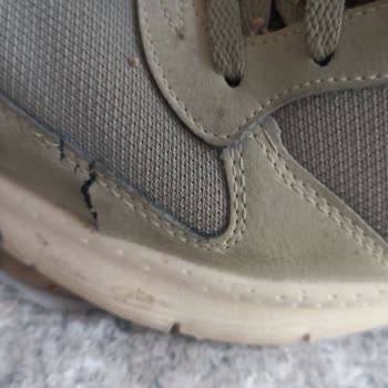 Skechers Ayakkabıda Tekrarlayan Çatlak Sorunu Ve Garanti Mağduriyeti