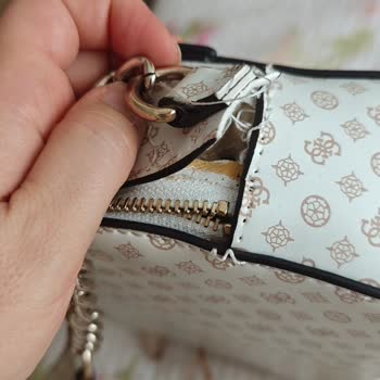 Guess Çantada Dikiş Sökülmesi Ve Çözüm Sunulmaması Hayal Kırıklığı Yarattı!