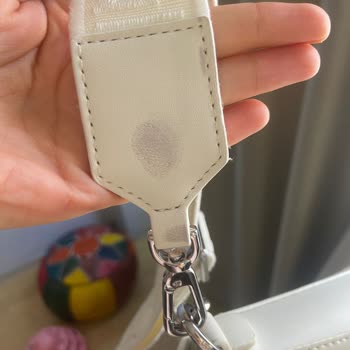 Calvin Klein Çantada Renk Atması Ve Yetersiz İade Süreci