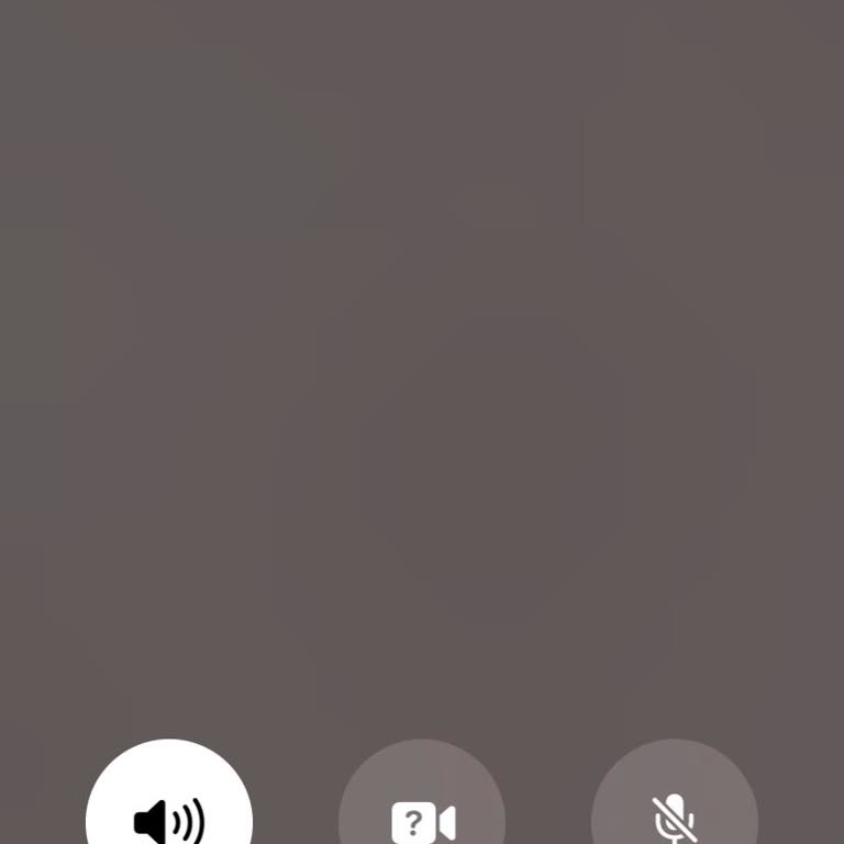 Öğrenci Bilgi İşlem Hattına Ulaşılamıyor, İşlemler Aksıyor