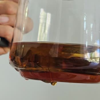 Yeni Alınan Elektrikli Su Sebilinin Demlik Kısmı İlk Kullanımda Çatladı, Garanti Dışı Bırakıldı