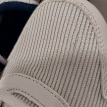 Yeni Alınan Ayakkabının Kısa Sürede Yırtılması Ve Değişim Talebinin Reddi