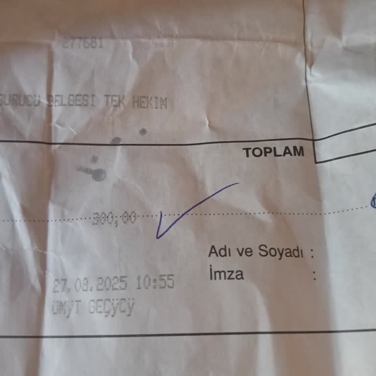 Hastanede Sağlık Raporu İçin Belirtilenden Yüksek Ücret Alınması
