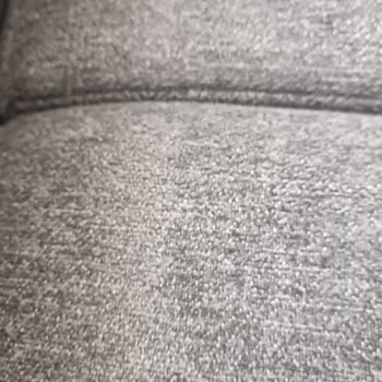 Yeni Alınan Koltuk Takımında Çökme Ve Tüylenme Sorunları Çözülmüyor