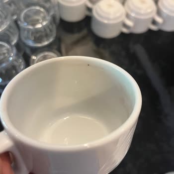 Hayal Kırıklığı Yaratan Kirli Otel Deneyimi