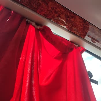 Mercedes Otobüs Yolculuğunda Konforsuzluk Ve İlgisiz Personel Mağduriyeti