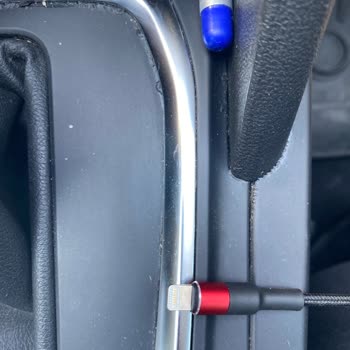 Renault Megane'da Kaplama Atması Sorunu Garanti Kapsamında Çözülmüyor