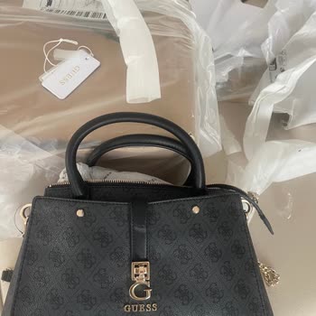 Guess'ten Aldığım Çantanın Defolu Gelmesi Ve Müşteri Hizmetlerine Ulaşamama Sorunu