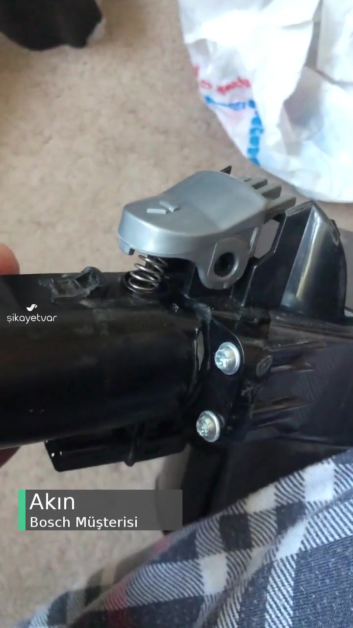 Bosch Dikey Süpürge Şikayeti! videonun kapak resmi