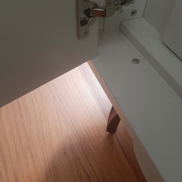 Bellona Larissa Yatak Odası Takımında Kurulum Hataları Ve Ürün Kusurları