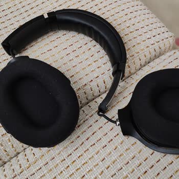 Razer Barracuda Kulaklık Parça Sorunu