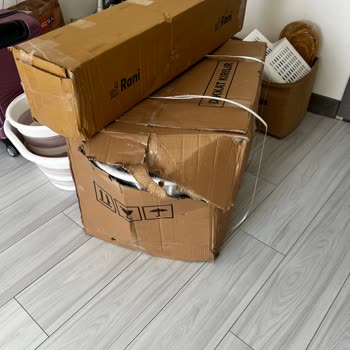 Aras Kargo Asi Şubesi’nde Sürekli Hasarlı Ve Adrese Teslim Edilmeyen Kargolar