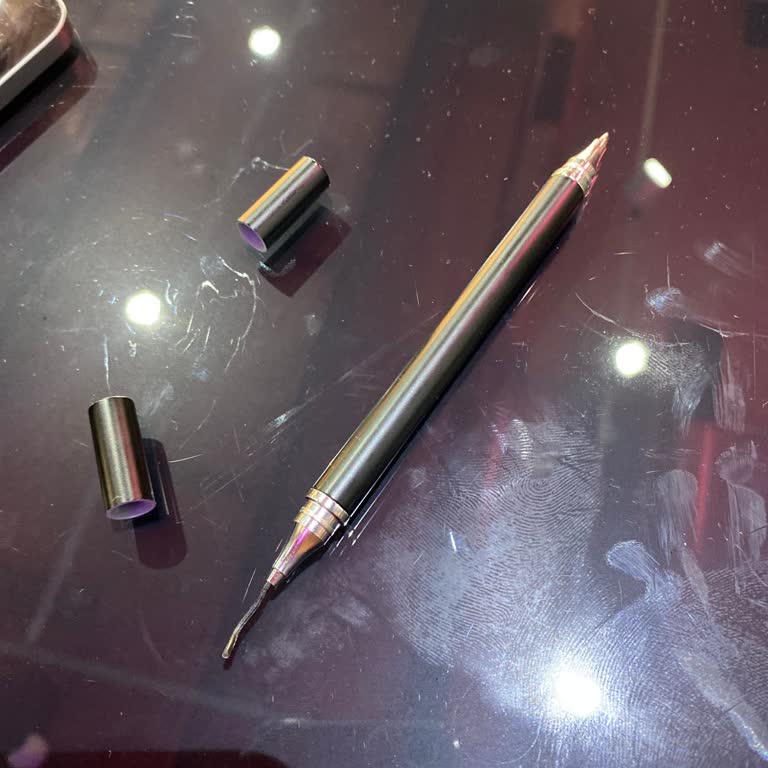 Aldığım İpad Kalemi Hem Farklı Hem De Çalışmıyor, İade Sürecinde Destek Alamıyorum