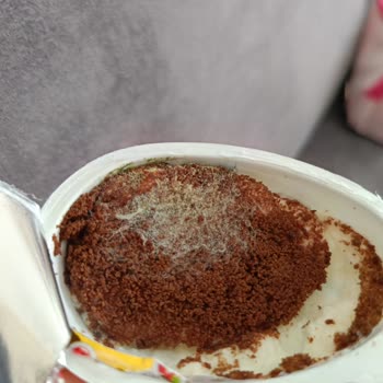 Son Kullanma Tarihi Geçmemiş Üründe Küf Sorunu Ve İletişim Eksikliği