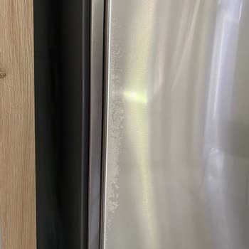 Bosch Buzdolabında Garanti Sonrası Kapak Soyulması Ve Paslanma Sorunu