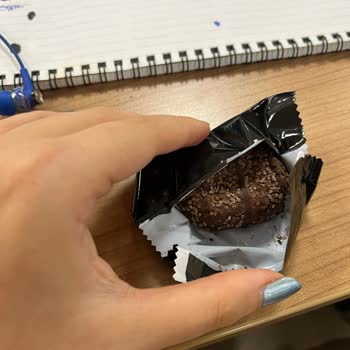 Son Kullanma Tarihi Geçmemiş Eti Brownie'de Küf Şoku Ve Hayal Kırıklığı