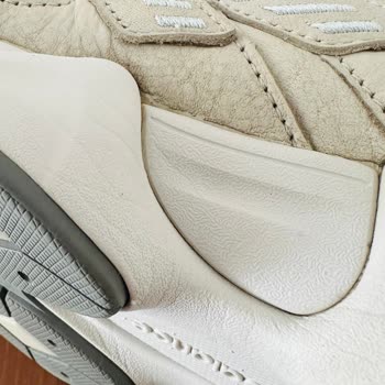 Ayakkabı Temizleme Sonrası Yetersiz Hizmet Ve Ürün Deformasyonu