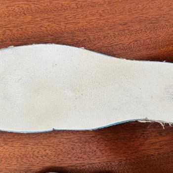 Ayakkabı Temizleme Sonrası Yetersiz Hizmet Ve Ürün Deformasyonu