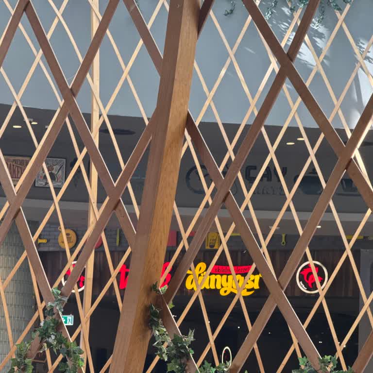 Bebek Arabasıyla Oturma Talebimize Anlayışsız Yaklaşım Ve İlgisiz Hizmet