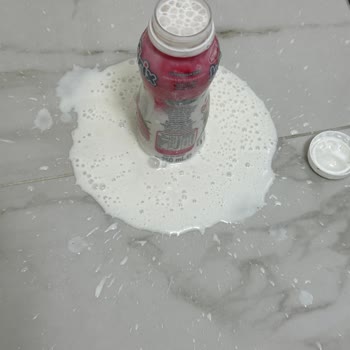 Küflenmiş Ve Taşan Kefir Çocuklar İçin Tehlike Oluşturdu