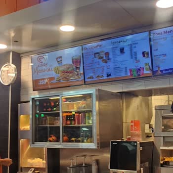 Soğuk Ve Eksik Patates, İlgisiz Çalışanlar Nedeniyle Kötü Deneyim