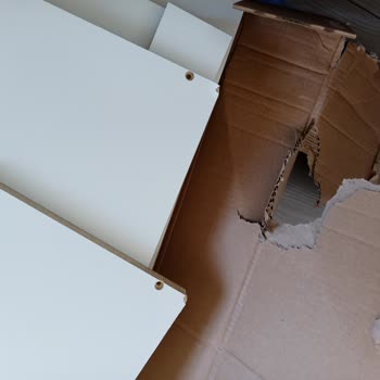 Kırık Gelen Kitaplık Haftalardır Alınmıyor Ücret İadesi Yapılmıyor