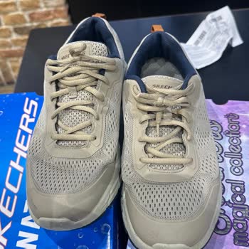Skechers Arch Fit Baxter Pendroy Schuhe trotz Garantie an beiden Paaren beschädigt