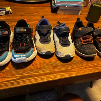 Skechers Game Kicks Kinderschuhe trotz Garantie schnell abgenutzt und Umtausch verweigert