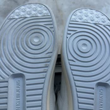 Kullanılmış Ayakkabı Satışı Ve Çözüm Sunulmaması