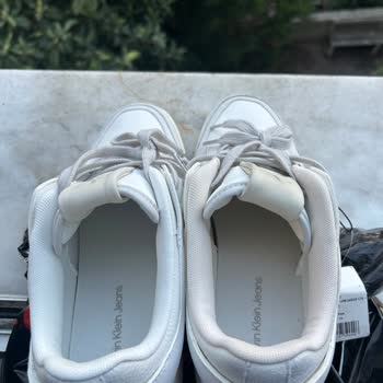 Kullanılmış Ayakkabı Satışı Ve Çözüm Sunulmaması