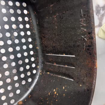 Fırının Isıtıcı Haznesinde Küf Oluştu Pişirme İmkansız