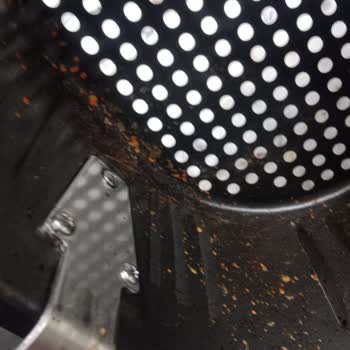 Fırının Isıtıcı Haznesinde Küf Oluştu Pişirme İmkansız