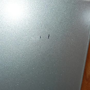 Davlumbazda Eksik Kumanda Çizik Ve Düşük Çekiş Gücü Sorunu Yaşadım