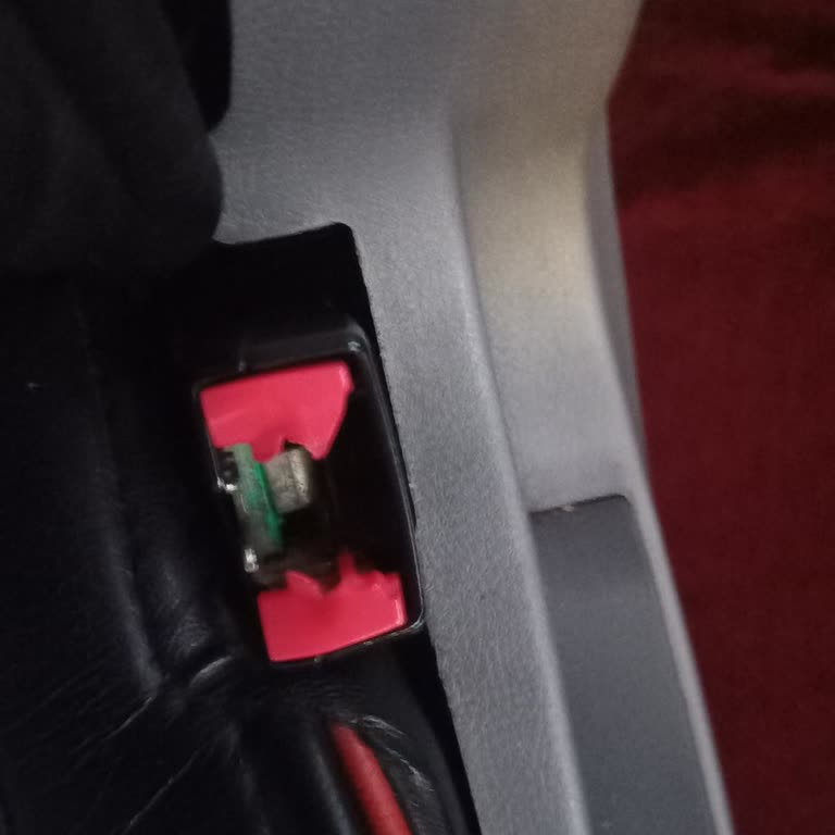 Otobüste Emniyet Kemeri Yokluğu Ve Can Güvenliği Endişesi